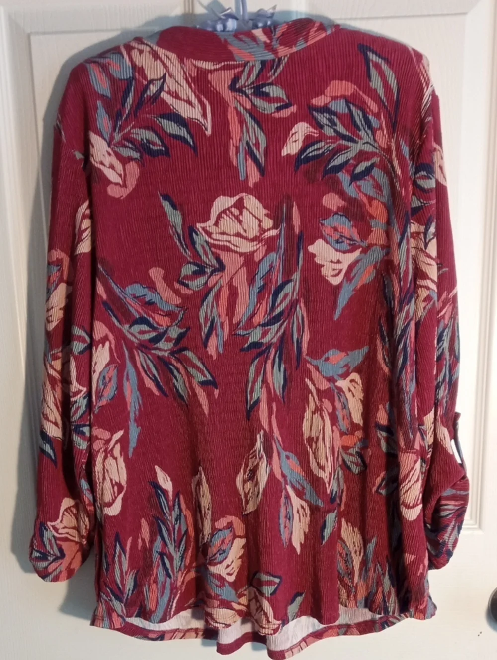 CABLE & GOUGE FLORAL BLOUSE - Picture 11 of 13